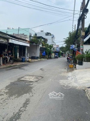 nhà 90m2 ngay chợ bình triệu, 2p ra phạm văn đồng, hiệp bình chánh, chỉ 8 tỷ tl