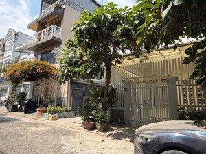 nhà cấp 4 - dt 69,5m trung tâm nhà bè 2 phòng ngủ sổ hồng riêng