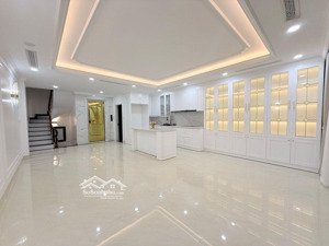 người quen gửi bán nhà phố tam trinh ô tô tránh diện tích 78m2 7 tầng thang máy đẹp mê ly.