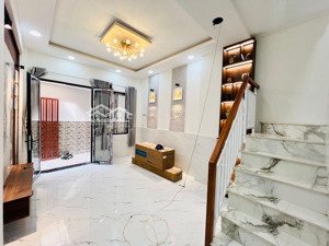 q8 nhà mới 1 trệt 1 lầu ở ngay hẻm 260 lưu hữu phước- nhỉnh 4 tỷ