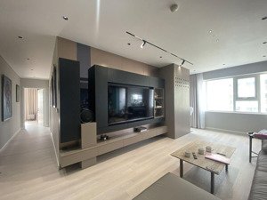 chung cư hồ gươm plaza - trần phú - hà đông- dt: 136m * 3 ngủ - căn góc siêu đẹp - tầng trung toà a