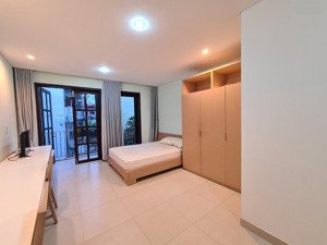 studio ban công 40m2, ngay cầu công lý, chùa vĩnh nghiêm, được nuôi pet, full nội thất