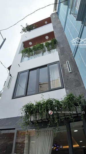 nhà mới vào ở ngay phú nhuận 6 tỷ kiến trúc hiện đại 5 phòng ngủ chỉ 6 tỷ. lh ms tâm 