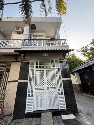 căn góc trệt lầu đ48 hbc 2ty350 tl