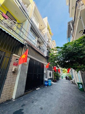 bán nhà ô tô đỗ cửa, nhà đẹp 1 trệt 2 lầu phường hiệp bình - hồ chí minh