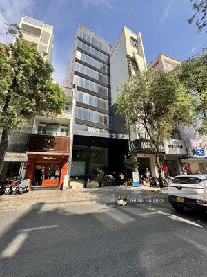 vị trí kim cương bán toà nhà mt lý tự trọng quận 1 - dt 1.800m2 sàn - hầm - 9 tầng - giá 200 tỷ