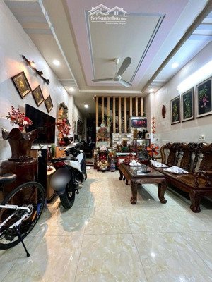 nhà mới vườn lài -tân phú - hẻm oto thông - 70.2m2 khu vip tân phú vừa ở vừa kinh doanh -tài lộc