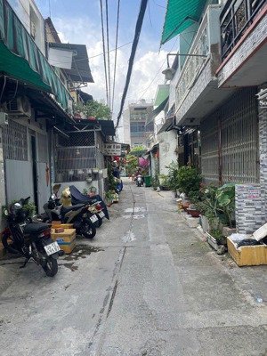 chỉ 4.1 tỷ nhà đẹp ngã tư 4 xã 44m chuẩn đẹp