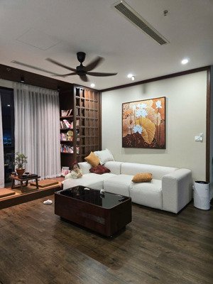 bán căn hộ a14 nam trung yên 70m2 2pn 2wc nhà rất đẹp giá rất rẻ hơn 5 tỷ liên hệ 