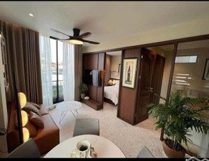 cho thuê căn hộ 1 phòng ngủ ban công full nội thất cao cấp ngay hồ con rùa, dinh độc lập,cv tao đàn