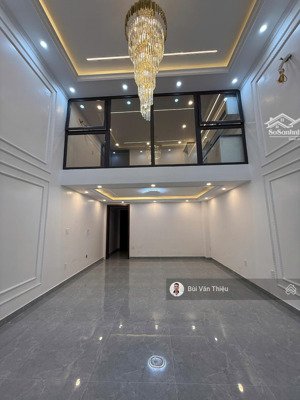 bán nhà mặt đường thiên lôi ngay aeon mall . nhà 100m2 xây mới 2.5 tầng