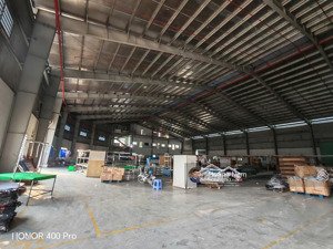 cho thuê xưởng bàn giao ngay . giá tốt