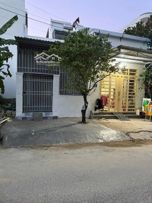 nhà mặt tiền bùi huy bích giá tốt nhất ngang 4 diện tích 60 m cách biển 800 m hướng đông nam 4 tỷ6