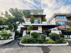 bán biệt thự mỹ gia 2 pmh q7 dt 15x17m nhà đẹp full nt giá 85 tỷ lh em an