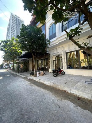 bán nhanh căn villa mới ngay đối diện khu eurro villa 1 đà nẵng