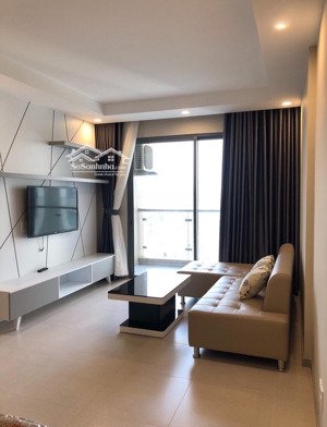 gold view 68m2, nội thất đẹp, mt bến vân đồn, đang làm sổ, cận trung tâm, lh: ms oanh)