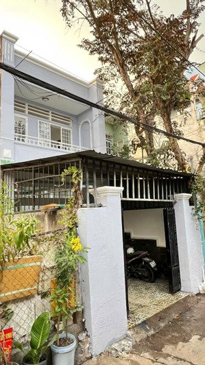 cho thuê nhà sơn sửa mới, gần cvpm quang trung