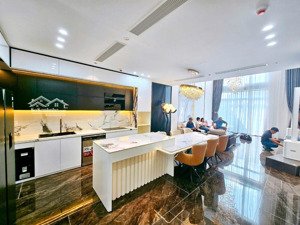 bán nhà hoàng như tiếp long biên | 69m2 | 7 tầng thang máy | gara ô tô | gần bv tâm anh | giá 18t