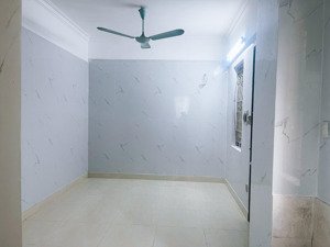 cho thuê chung cư 1pn 1wc 1 khách đẹp, 40m2, 6 triệu vnd tại 12b võ chí công, tây hồ, hà nội