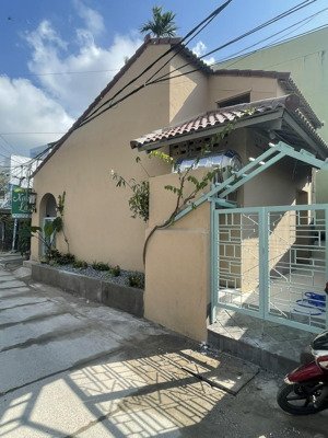 bán nhà riêng tại bê tông 5m thông qua đường c qua đường cửa đại, 4,2 tỷ, 70,8m2, hàng hiếm giá tốt