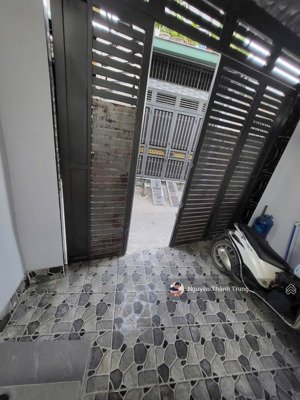 nhà sổ hồng riêng tth20, q12 . 4m x 13m ~51m2.
khu dân cư hiện hữu. phù hợp an cư lâu dài