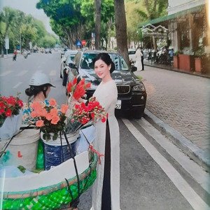 bán nhà quận long biên- biệt thự- lô góc- oto vào nhà- kinh doanh sầm uất diện tích rộng- giá xuân