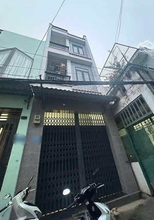 bán nhà đoàn văn bơ quận 4 - 4 tấm đúc - 42m2 - 5 tỷ - nhà còn mới ở ngay