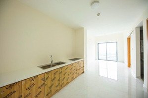 chủ nhà gửi thuê căn 3pn 85m2 có máy lạnh chỉ 11tr/tháng vào ở ngay, alo 