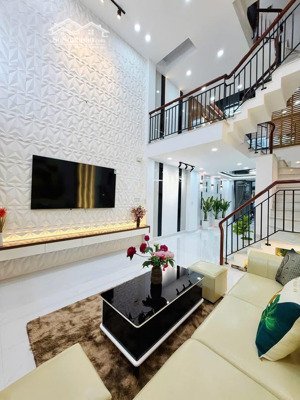 4x13m, bán nhà hẻm xe hơi, 5 tầng, 1 trục ngay lê văn thọ, p9 gò vấp, 8 tỷ nhỉnh (có gara xe hơi)