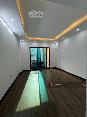 - bán nhà la thành, 7t thang máy, thoáng sáng, gần phố, giá : 12 tỷ tl