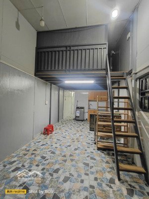 cho thuê nhà mặt tiền đường xe tải 3pn đs2 hbp 8tr8/tháng