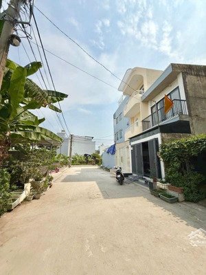 b.á.n nh.à trường lưu, p.long trường, đường oto 8m, 4.5t