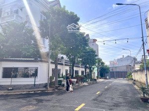 khu phân lô biệt thự nguyễn ảnh thủ- nở hậu gần 8m- 115m2- 4 tầng thang máy full nội thất