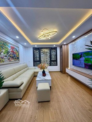 chính chủ bán nhà văn quán, hà đông, hà nội, 6pn, 4wc, 40m2, 9,6 tỷ, ô tô đón tết tôi cần bán gấp.