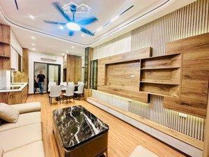 hoa hậu ngọc thuỵ - 40m- 7 tầng thang máy- hx khai sơn- trường chợ không thiếu gì- dân trí cao