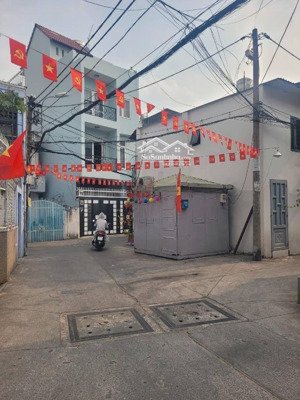 siêu phẩm-hẻm thông lqđịnh - giáp phạm văn đồng-tdtxd 103m2