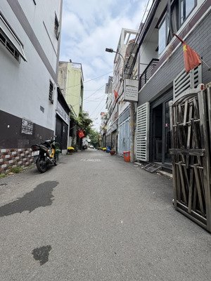 nhà 2 tầng 94m2 sát lê văn việt, đường xe hơi, khu vực kinh doanh sầm uất, tăng nhơn phú a, quận 9