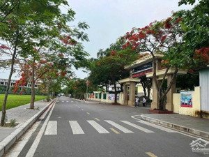 nhỉnh 3 tỉ có lô góc 55m phù khê _2 ô tô tránh _100m ra trục chính trường, ủy ban, công viên