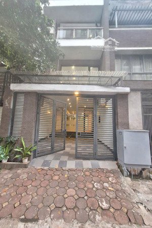 siêu hot cho thuê nhà riêng 5 tầng, 100m2 tại ngõ 1 nguyễn hoàng tôn