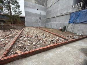 chính chủ gửi bán lô đất hàng fo tại khu phố mai động, phường phù khê , từ sơn. diện tích