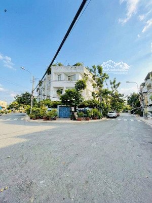 3 mặt tiền, 3 tầng, kdc phú lợi, phường 7, quận 8, dt lớn 180m2, ngang hiếm 10m, nhỉnh 16t