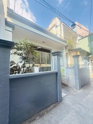 gần tt phục hồi chứng năng quận 8- aeon mall tạ quang bửu
5.2mx18.6m.giá mềm so với cùng dt khu vực