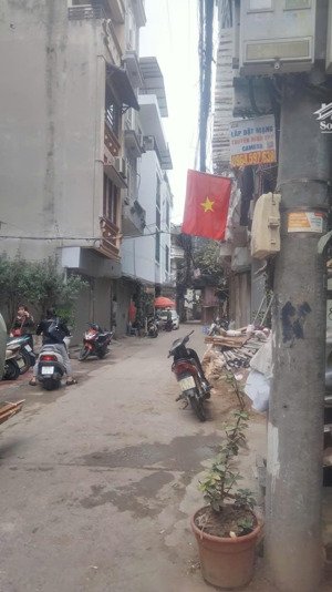 chính chủ bán nhà mặt ngõ ô tô tránh tại an xá. ba đình dt 66m2 x c4. giá nhỉnh 11 tỷ