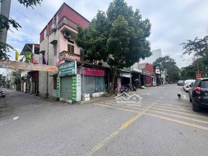 duy nhất còn một lô vừa tầm tiền việt hưng.
đất đẹp giang biên - việt hưng
đường ô tô tránh, dt 74m