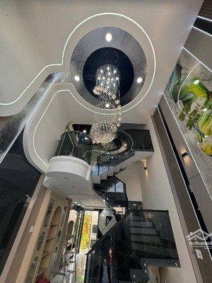 nhà mới - 5 tầng sân thượng hẻm 8m nguyễn duy trinh long trường quận 9 giá 6.5 tỷ có thương lượng