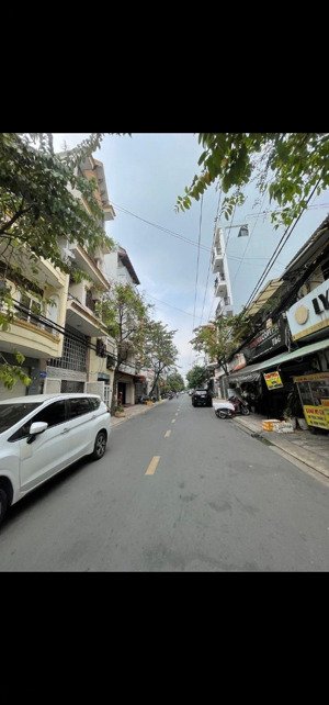 căn hộ dịch vụ 40 phòng thu 120tr/th phường 13 tân bình hẻm ô tô tránh chỉ 27.5 tỷ