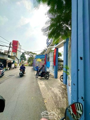 chủ nghỉ hưu bán 57,4m2 đất mặt tiền 5.3m chỉ 3.75 tỷ