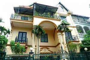 bán biệt thự lạc long quân 156m2, giá: 28.5 tỷ. tây hồ