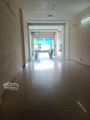 nhà mặt tiền đường hoàng hoa thám , dt 4x25m trệt 3 lầu 5 phòng kinh doanh tự do