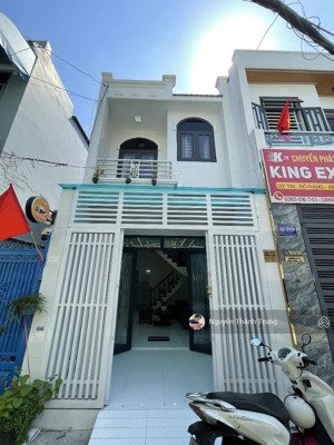 nhà đẹp 1/ hiệp thành 26. 4mx13m. hẻm 5m xe hơi đậu cửa